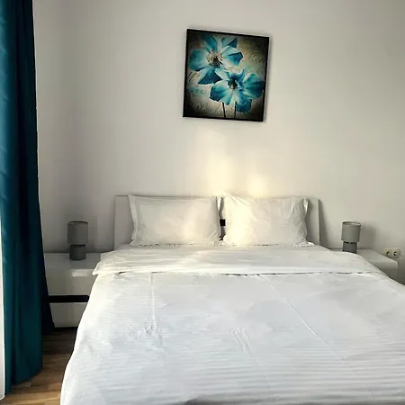 Emerald Coresi Apartment - Free Parking & Smart Tv شقة براشوف